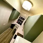 Marble Arch Apartment